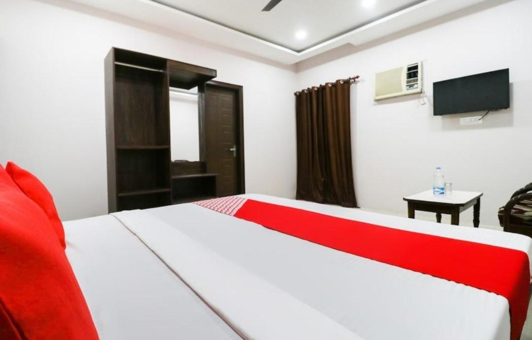 Hotel Malaya House --Couples, Family, Corporate Favorite-- Near Bmc Chowk Iconic Mall Jalandhar Esterno foto